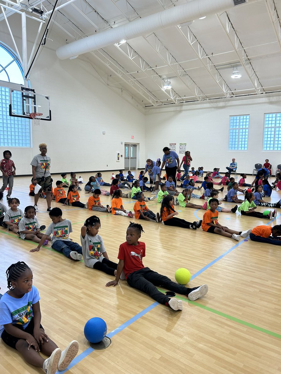 Sonia Mercer (@soniamercerhcs) on Twitter photo First <a href="/BCE_HCS/">Birch Creek Elementary</a> field day was a time! Awesome job to our kindergarteners, thank you <a href="/CoachStocks_EHS/">Garrison Stocks</a> 🏃🏽♀️🏀 First <a href="/BCE_HCS/">Birch Creek Elementary</a> field day was a time! Awesome job to our kindergarteners, thank you <a href="/CoachStocks_EHS/">Garrison Stocks</a> 🏃🏽♀️🏀