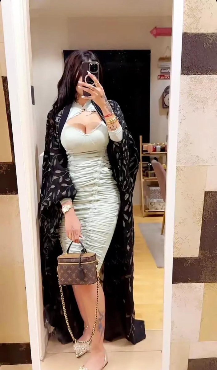 الجنسيه:اماراتيه
العمر ٣٥
الطول ١٦٧
الوزن ٦٩
لون البشره: بيضاء الشعر ناعم
الوظيفه : حكومي 
هل يوجد سكن نعم 
الحالة: مطلقه 
صفاتك :هادئة، حنونة، عاطفية بشوشة 
المطلوب: زواج مسيار سري على بيتي بدون انجاب