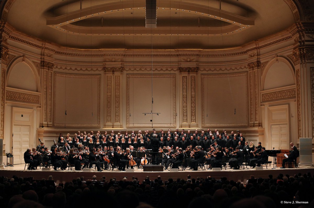 #FBF to this weekend in 2014 when we joined our musical BFFs <a href="/pghsymphony/">Pittsburgh Symphony</a> and <a href="/PSOMusicians/">PSO Musicians</a> to perform Mozart's Requiem at NYC's historic <a href="/carnegiehall/">Carnegie Hall</a> under the baton of Maestro Manfred Honeck!
📸: Steve J. Sherman