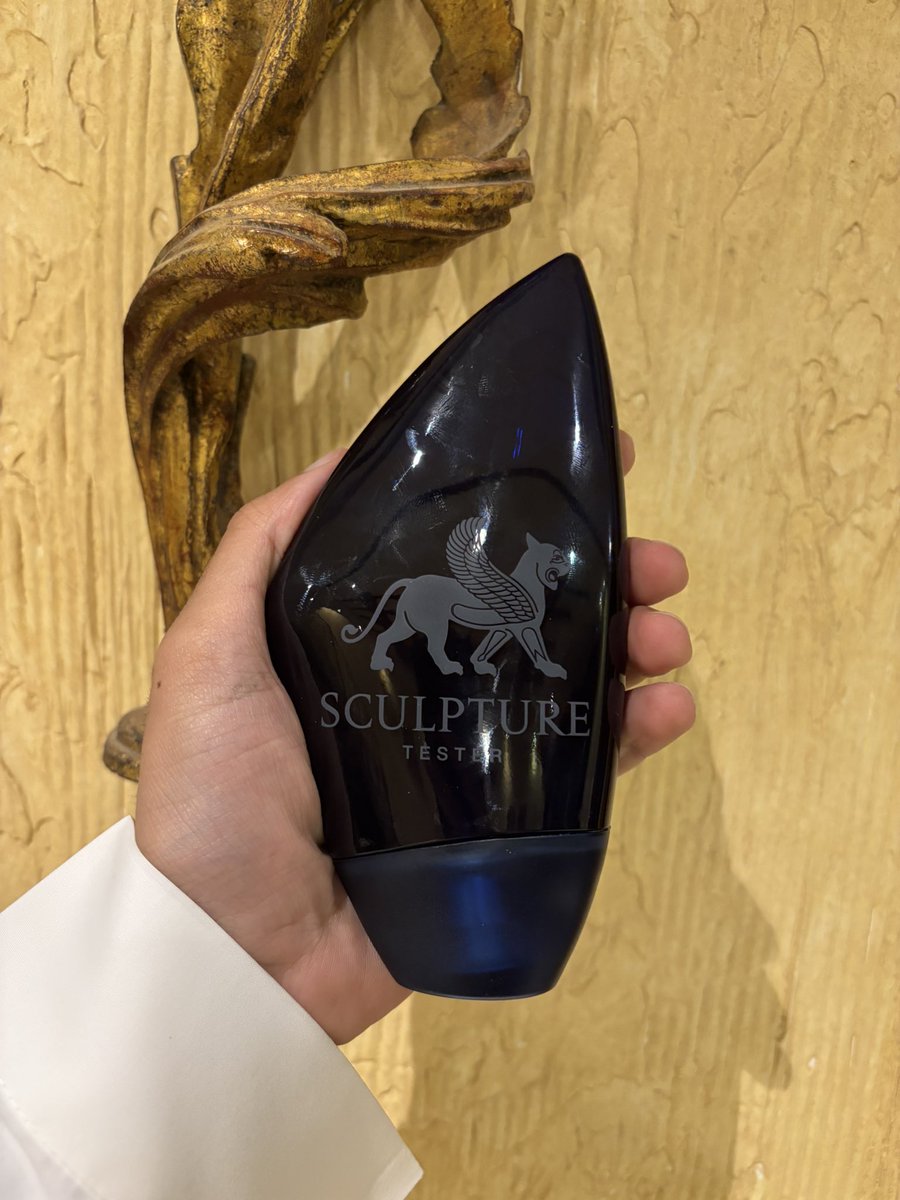 العطر جايز لي جداً واضطريت أمن حبه ثانية والحمدلله لقيت تستر ب ٨٠ ريال ⭐️⭐️⭐️⭐️⭐️