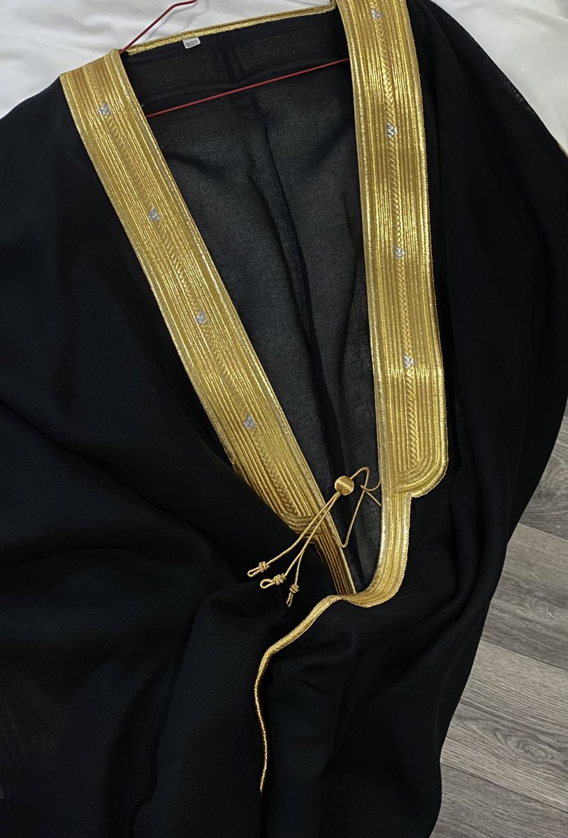 عيني على أحبابي الغالين ماجفت
):