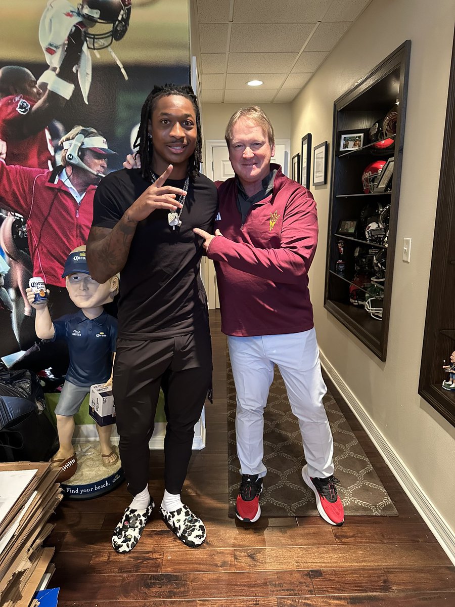 Arizona State wide receiver Jaren Hamilton with Barstool Sports’ Jon Gruden for a FFCA appearance. 

📷: <a href="/BarstoolGruden/">Jon Gruden</a>