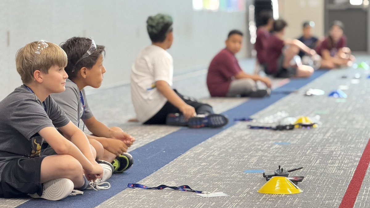 Elizabeth Rasch tweet media