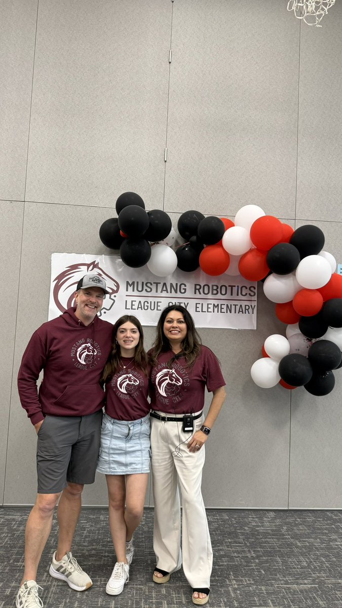 Elizabeth Rasch tweet media