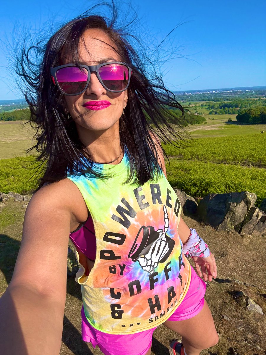 #runstreak day 2,620 🏞️
After getting back from Cannock Chase this afternoon, my heart was pushing me to run the hills this evening. 45 mins of hills and views for days 💖🏞️ 
My kind of Friday night out 😍 xx