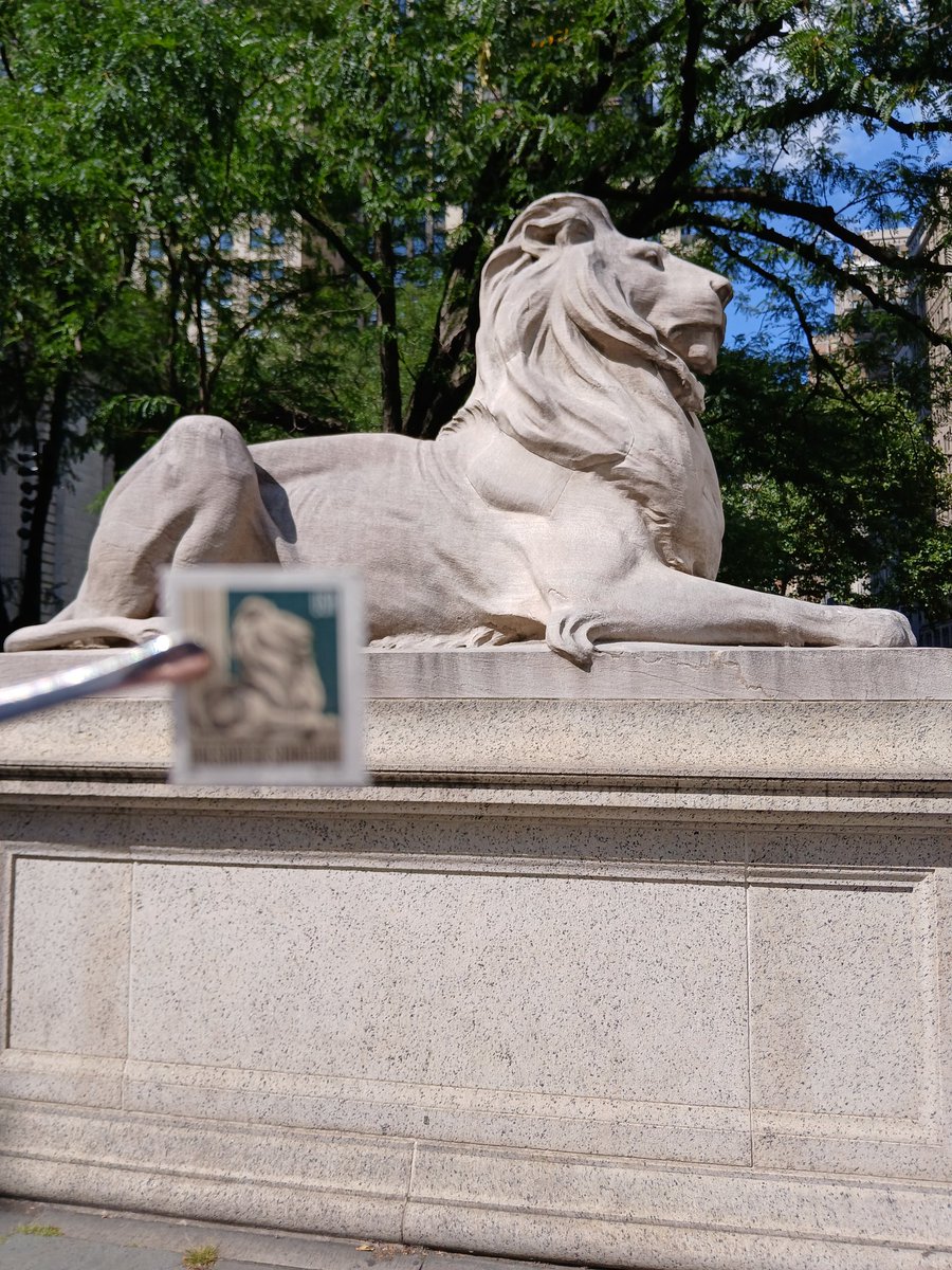 huejiawern's tweet photo. An #XtremePhilately post featuring the 2000 New York Public Library Presorted Standard stamp (U.S. S.C. 3447) with the New York Public Library lions, Patience and Fortitude.
#philately #extremephilately #stampcollecting #newyorkpubliclibrary #newyork #newyorkcity #nyc #manhattan https://t.co/sBvbkDKxNB
