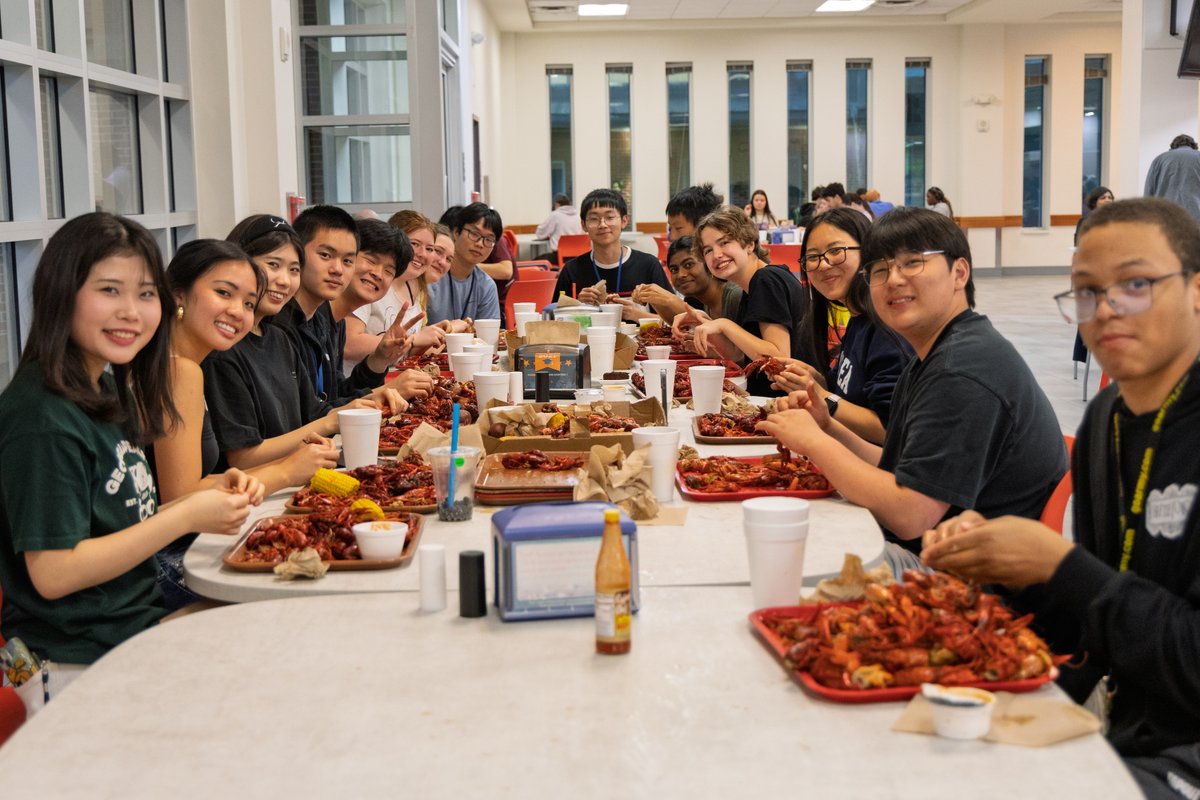 LSMSA's tweet image. The storms that blew through on Tuesday couldn't stop us from celebrating the end of the year with a proper #crawfish boil—we just had to move it indoors! 😍 Thanks to everyone who pitched in to make it a success.