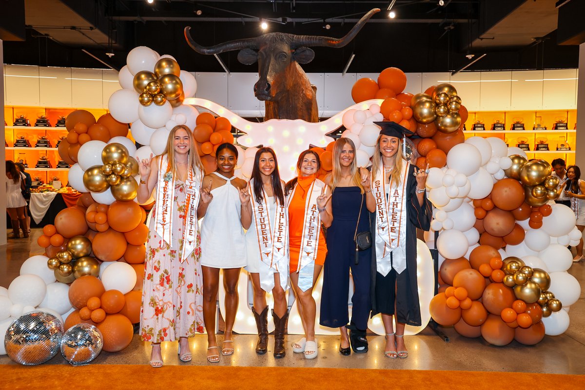 added a special ring to the collection 💍🤘

#HookEm | #RunWithTexas