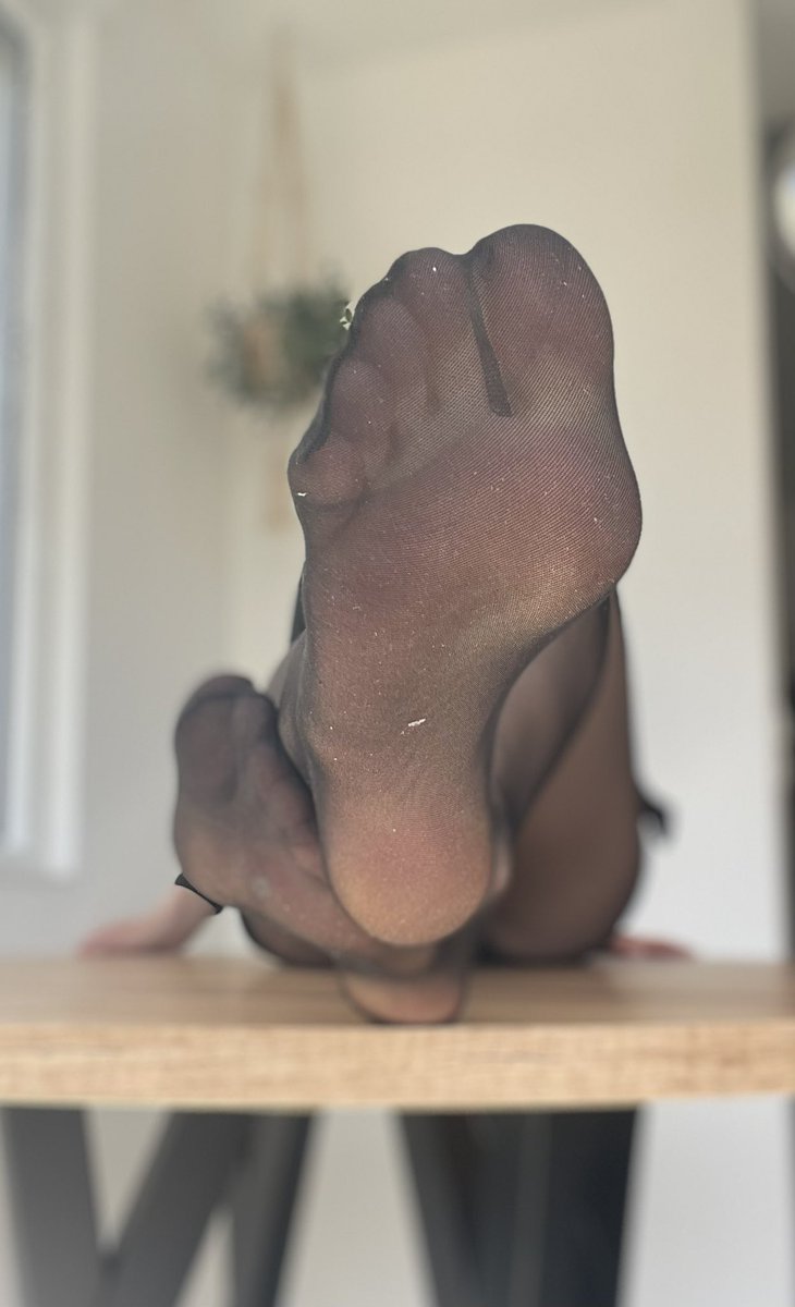Mary Evn (@evnmary5005) on Twitter photo Der Anblick lässt dich erzittern, die Vorstellung die Nylons zu berühren, den göttlichen Duft einzuatmen und wie ein Hund auf meine Befehle zu warten lässt dich völlig durchdrehen. 😌
<a href="/rt_feet/">Feet RT PROMO (Road to 100K)</a> @FootSlut237 <a href="/Feetcentral13/">Feetcentral</a> <a href="/user385u/">RT Findom & Feet models</a> <a href="/rtfindomger/">RT FinDom Germany</a> <a href="/HerSexyFeet/">👣 Her Sexy Feet 👣</a> <a href="/RTLoveFeet/">RTLoveFeet 👑 (GO 10k)</a> Der Anblick lässt dich erzittern, die Vorstellung die Nylons zu berühren, den göttlichen Duft einzuatmen und wie ein Hund auf meine Befehle zu warten lässt dich völlig durchdrehen. 😌
<a href="/rt_feet/">Feet RT PROMO (Road to 100K)</a> @FootSlut237 <a href="/Feetcentral13/">Feetcentral</a> <a href="/user385u/">RT Findom & Feet models</a> <a href="/rtfindomger/">RT FinDom Germany</a> <a href="/HerSexyFeet/">👣 Her Sexy Feet 👣</a> <a href="/RTLoveFeet/">RTLoveFeet 👑 (GO 10k)</a>