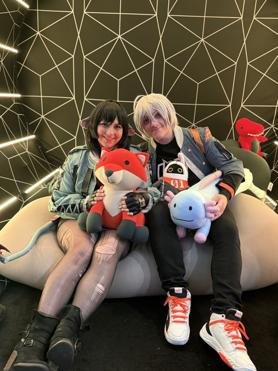 dance4manga's tweet photo. I'm in the running to win a prize at Pax East 2025 and Yogibo!  #YogiboFAM #LifeWithYogibo #YogiboPAX https://t.co/Nigsjwi4KK https://t.co/DWYsV5SPkq