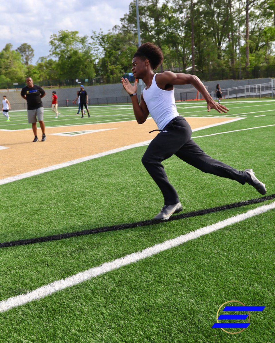 eachubsports's tweet photo. At Each LLC, we’re all about mastering the details 💯 Our athletes show up with discipline, focus, and a drive to perfect their technique—every rep, every session. 

Excellence isn’t luck, it’s the standard. https://t.co/sumMs6LdD6