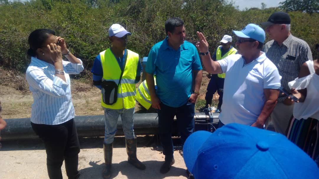 AntonioRdguezR's tweet image. Se ejecuta, la Rehabilicitacion de la Conductora a la #Coloma( 5,8 Kms de 315 mm), con fecha de terminación 31 de Julio del 2025,hasta el lugar llegamos con la #VPM Inés Maria Chapman,el Gobernador de Pinar del Rio y las principales autoridades del municipio #Cabecera  #INRHCuba