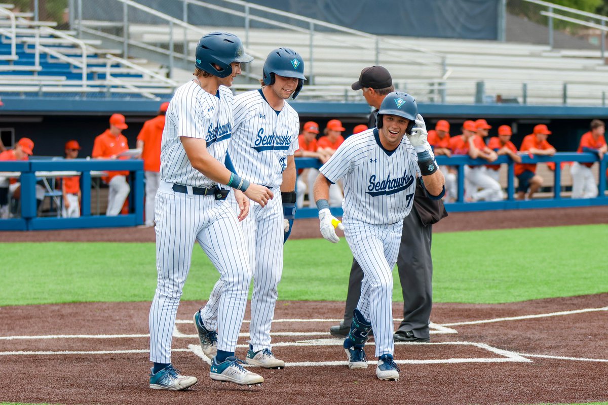 UNCWBaseball's tweet photo. GAME 1 SHUTOUT ✅

#SeahawkBaseball https://t.co/A3oO4fAJf1