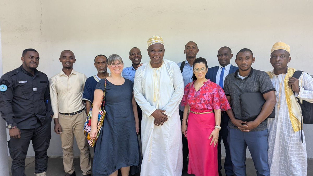 🤝 Productive discussions between <a href="/UNStats/">UNStats</a>, INSEED 🇰🇲, Comoros’ NSS &amp; @ONU_Comoros to prioritize activities under #DATAS to strengthen national statistical systems for enhanced decision-making. 
#Data4Now #SDG #UNData #LeaveNoOneBehind #DataForDevelopment