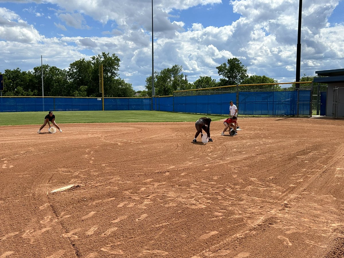 Coach Matt Peterson (@coachmattpfisd) on Twitter photo Anything but a bat or glove softball! <a href="/PfISDAthletics/">PfISD Athletics</a> <a href="/Pf_PanthersABC/">Pflugerville High School Athletic Booster Club</a> <a href="/phspanthersb/">Pflugerville HS Softball</a> Anything but a bat or glove softball! <a href="/PfISDAthletics/">PfISD Athletics</a> <a href="/Pf_PanthersABC/">Pflugerville High School Athletic Booster Club</a> <a href="/phspanthersb/">Pflugerville HS Softball</a>