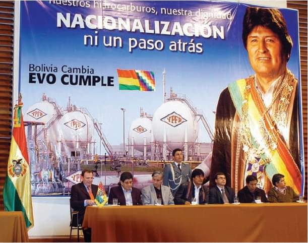 NardaAlvarez10's tweet photo. 💥EVO MORALES AYMA ES UN ANIMAL POLÍTICO ADMIRABLE 💥
MUCHOS LE TEMEN O LE TIENEN ENVIDIA.
TUVIERON LA OPORTUNIDAD PERO NO HICIERON NADA
#EvoVisionario
#EvoProgreso
#EvoCumpleNiUnPasoAtrás
#ObrasEstrella
👇 https://t.co/Ge4Mk5cUtR