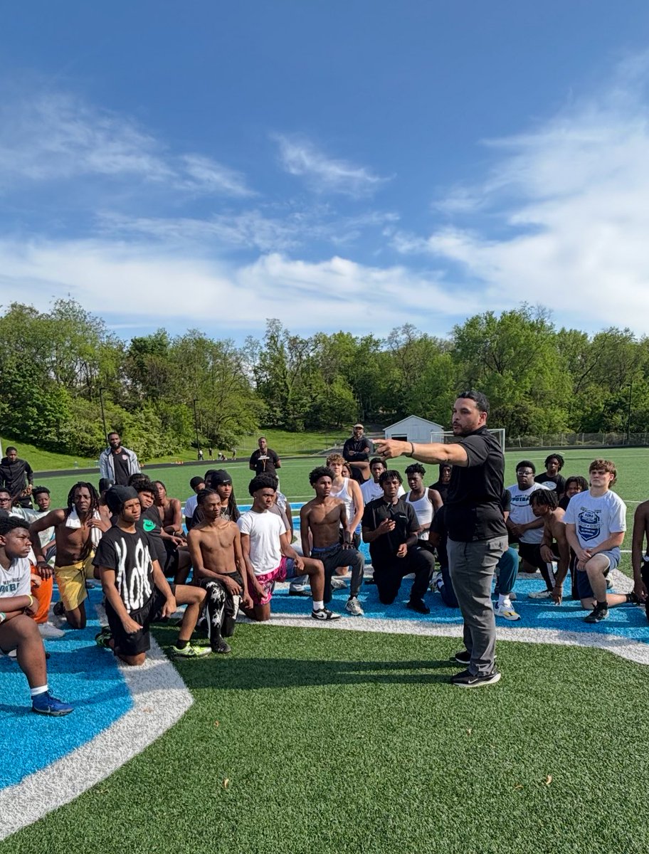 B (@coachbt02) on Twitter photo We thank Cal U Defensive Coordinator…Coach Jawan Turner for spending the day with us. Providing great insight on life and football. One of our most supportive Alums. We appreciate you Coach!
#WoodyHighFootball 💯 <a href="/whfootball/">Woody High football</a>
<a href="/coachjaturner/">Jawan Turner</a> <a href="/WoodlandHillsSD/">Woodland Hills School District</a> <a href="/VulcanFootball/">California (PA) Vulcan Football</a> We thank Cal U Defensive Coordinator…Coach Jawan Turner for spending the day with us. Providing great insight on life and football. One of our most supportive Alums. We appreciate you Coach!
#WoodyHighFootball 💯 <a href="/whfootball/">Woody High football</a>
<a href="/coachjaturner/">Jawan Turner</a> <a href="/WoodlandHillsSD/">Woodland Hills School District</a> <a href="/VulcanFootball/">California (PA) Vulcan Football</a>