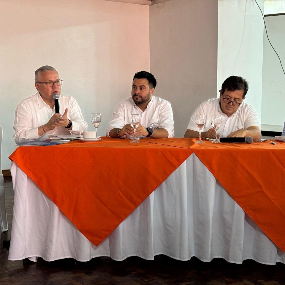 Procuraduría General de la Nación (@pgn_col) on Twitter photo La <a href="/PGN_COL/">Procuraduría General de la Nación</a> participó en el Encuentro Nacional de Personerías realizado en Cúcuta, Norte de Santander. El delegado <a href="/osunanestor/">Néstor Osuna</a> resaltó la importante labor de los personeros municipales en los territorios y alertó sobre la preocupante situación de seguridad en el departamento 1/2 La <a href="/PGN_COL/">Procuraduría General de la Nación</a> participó en el Encuentro Nacional de Personerías realizado en Cúcuta, Norte de Santander. El delegado <a href="/osunanestor/">Néstor Osuna</a> resaltó la importante labor de los personeros municipales en los territorios y alertó sobre la preocupante situación de seguridad en el departamento 1/2