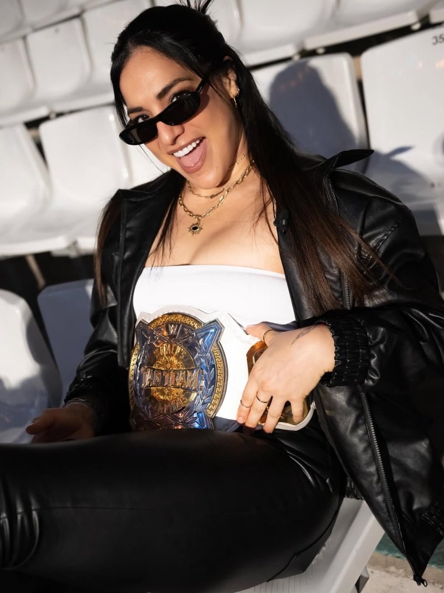 They're just mad they can't be squeezed in these big arms.