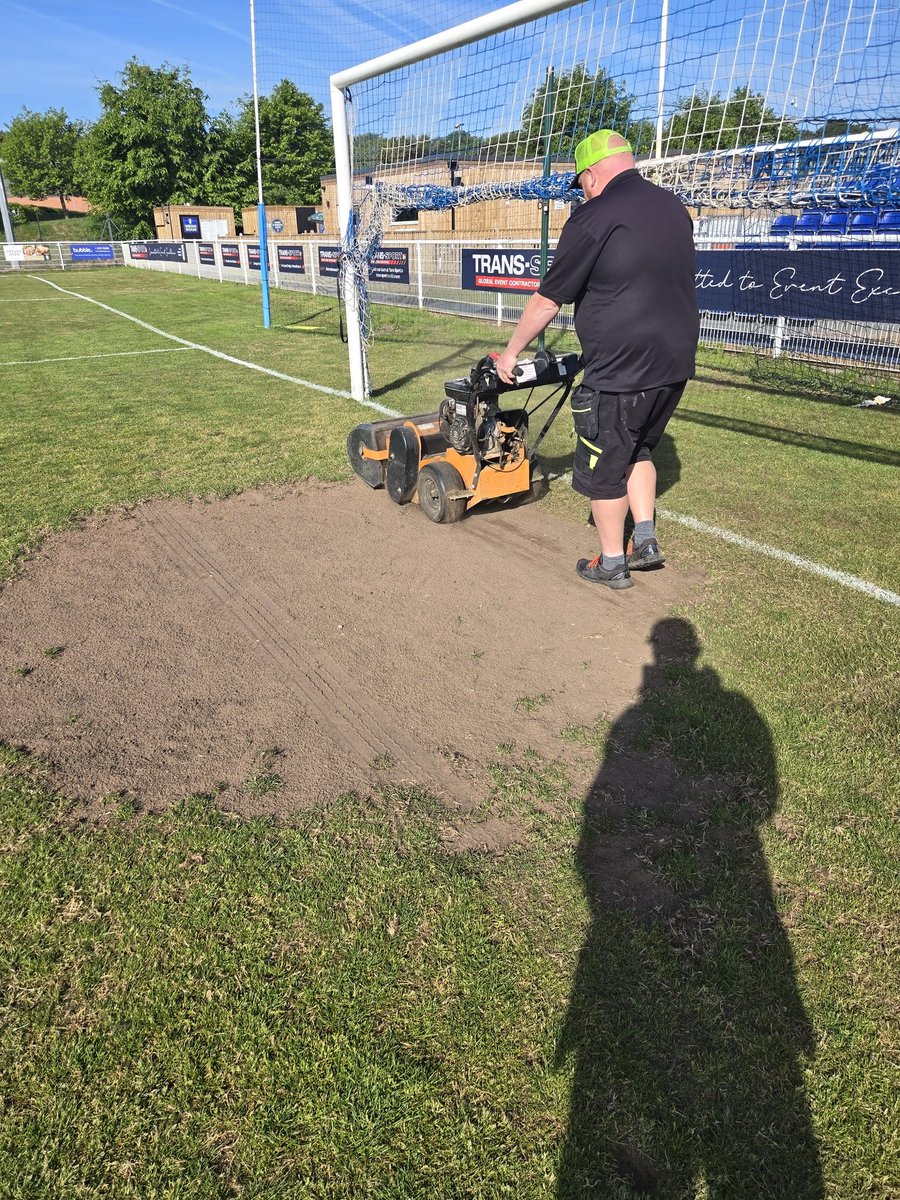 Boss man doing the graft <a href="/marty53691/">Martyn Snell</a>