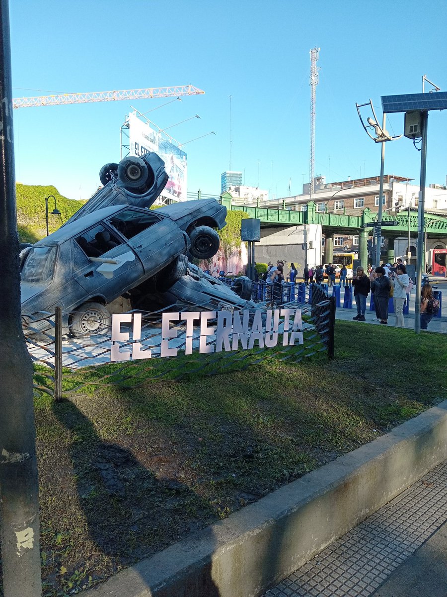 Puente de Pacífico, BsAs, #eternauta