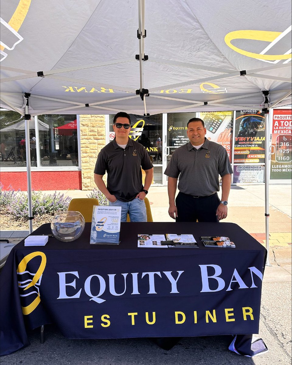 Caught on Equity Bank cam! 📸

🏃‍♂️ Step Up for Kids

💃 Open Streets ICT in NoMar

☺ Welcoming Home Veterans 

⛳ Child Development Center Golf Tournament in Ponca City

📰 Shred Event Fundraiser in Berryville

🌞 Bright Futures Day

#Community #LetsBuildEquity
