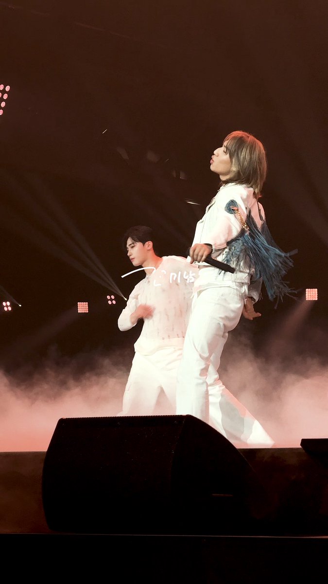 oo_o426's tweet photo. 250509 Kcon Japan 2025

또 어두운 밤이 올 땐 너를 바라보면 돼✨
여기 멈춰 서

#강대성 #DAESUNG #KCONJAPAN2025
#DsWAVE #Universe
#minam_gif @d_lable https://t.co/JkIML35xAp