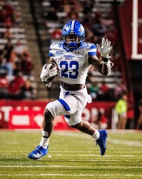 Khamoni Williams (@khamonii7) on Twitter photo #AGTG🙏 I’m blessed to receive my 13th offer from Georgia State💙🤍 <a href="/CoachChaz_/">Chaz Wiseman</a> <a href="/DJames_5/">DJ</a> <a href="/Leontaylor1983/">LEON DEVON TAYLOR</a> <a href="/CSmithScout/">Chris Smith</a> <a href="/TnVarsity/">TNVarsity</a> <a href="/247Sports/">247Sports</a> <a href="/CoachHerb1/">901_TrenchWork</a> <a href="/coach_spike/">Coach Spike (Jeremy Spikner)</a> <a href="/kobebutler2028/">jakobe butler</a> <a href="/marcusperson477/">Marcus Person</a> <a href="/GeorgiaStateFB/">GSU Football</a> #AGTG🙏 I’m blessed to receive my 13th offer from Georgia State💙🤍 <a href="/CoachChaz_/">Chaz Wiseman</a> <a href="/DJames_5/">DJ</a> <a href="/Leontaylor1983/">LEON DEVON TAYLOR</a> <a href="/CSmithScout/">Chris Smith</a> <a href="/TnVarsity/">TNVarsity</a> <a href="/247Sports/">247Sports</a> <a href="/CoachHerb1/">901_TrenchWork</a> <a href="/coach_spike/">Coach Spike (Jeremy Spikner)</a> <a href="/kobebutler2028/">jakobe butler</a> <a href="/marcusperson477/">Marcus Person</a> <a href="/GeorgiaStateFB/">GSU Football</a>
