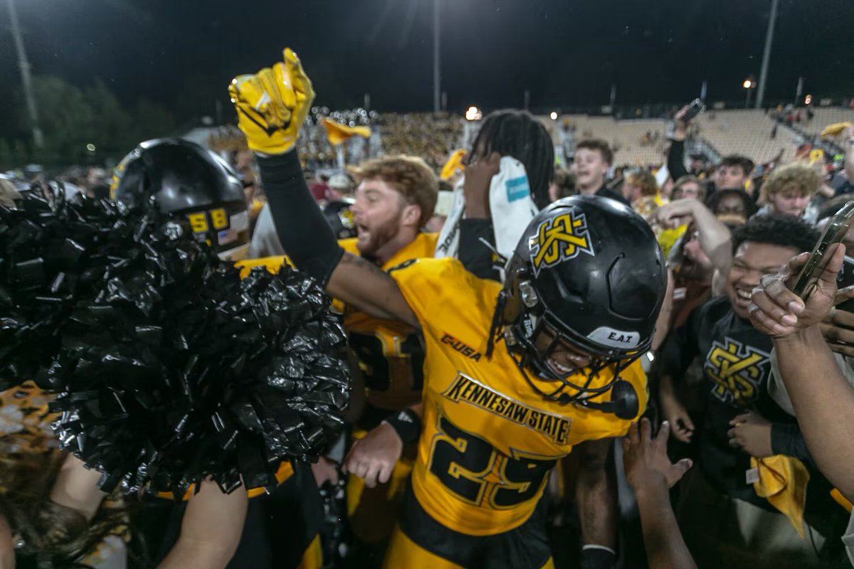 reed ezell (@ezellreed1) on Twitter photo After a great call with <a href="/CoachParuta/">Coach đ
żď¸</a>, Iâm blessed to receive an offer from Kennesaw State!
<a href="/Coachkingruss/">Russell King</a> <a href="/CartersvilleFB/">Cartersville FB Recruiting</a> <a href="/Marko_Dudley/">Coach Dudley</a> After a great call with <a href="/CoachParuta/">Coach đ
żď¸</a>, Iâm blessed to receive an offer from Kennesaw State!
<a href="/Coachkingruss/">Russell King</a> <a href="/CartersvilleFB/">Cartersville FB Recruiting</a> <a href="/Marko_Dudley/">Coach Dudley</a>