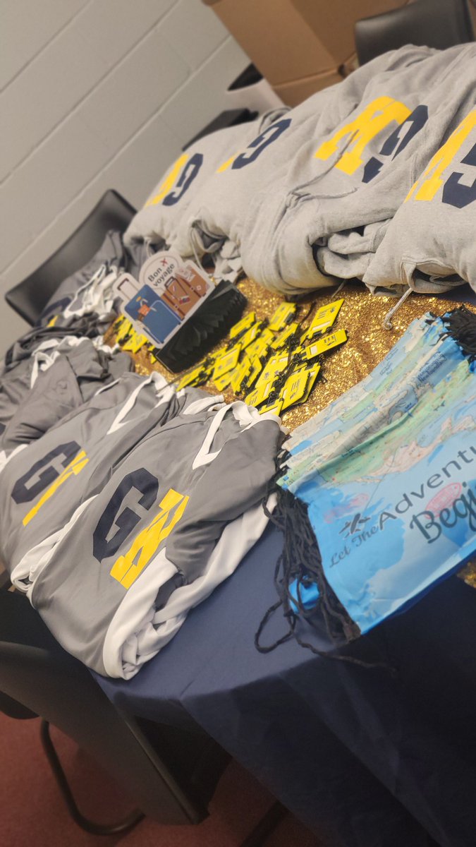 PrincipalShepp's tweet image. This week was amazing! We celebrated our incredible teachers and nurses for Appreciation Week. I hope our staff felt ALL the love!
#GDubbTakesFlight
Thank you for all you do!
#TeacherAppreciationWeek #NursesWeek
#GWES #EaglePride #CitySchools #BCPSS