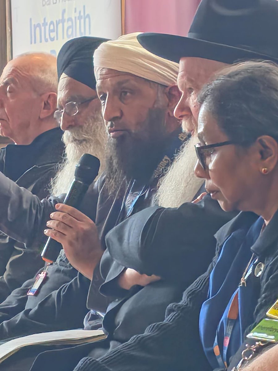 Division of Medicine WX (@wx_medicine) on Twitter photo #dyingmatters week @whippscrosshospital had an experiential burial event “What happens next in different faiths & cultures” <a href="/ratansiz/">💙Zebina Ratansi, MBE, RN💙</a> <a href="/ElliottsThe/">mark elliott</a> <a href="/amanjit/">Dr Amanjit Jhund</a> <a href="/ShanthiniAvorg/">Shanthini Avorgbedor</a> <a href="/mcspud_pitt/">Maria Pitt💙☘️</a> #dyingmatters week @whippscrosshospital had an experiential burial event “What happens next in different faiths & cultures” <a href="/ratansiz/">💙Zebina Ratansi, MBE, RN💙</a> <a href="/ElliottsThe/">mark elliott</a> <a href="/amanjit/">Dr Amanjit Jhund</a> <a href="/ShanthiniAvorg/">Shanthini Avorgbedor</a> <a href="/mcspud_pitt/">Maria Pitt💙☘️</a>