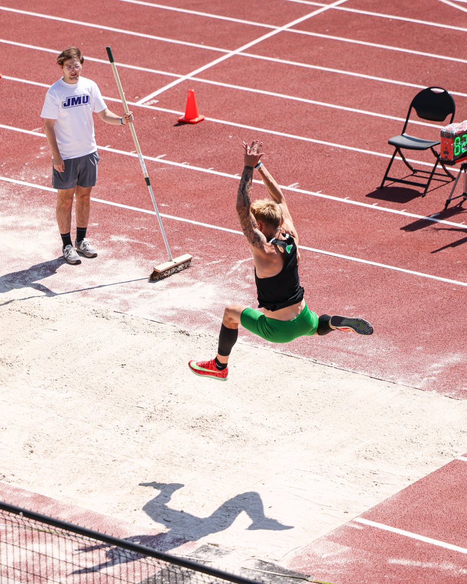 HerdTFXC's tweet photo. Addison Painter scores in the Men’s Long Jump with a 7.48m jump to get 7th! https://t.co/4w8gSiGnSu