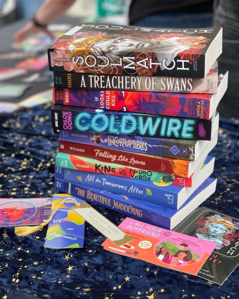Didn't get the chance to attend #YALLWest? Here's your chance to win some of the new ARCs and exclusive swag we had at our booth! Find more details here: simonteen.com/2025/05/09/202…

No purch nec. US res only 13+/18+/21+: STARTS 5/9/25-ENDS 5/15/25 Subject to rules: