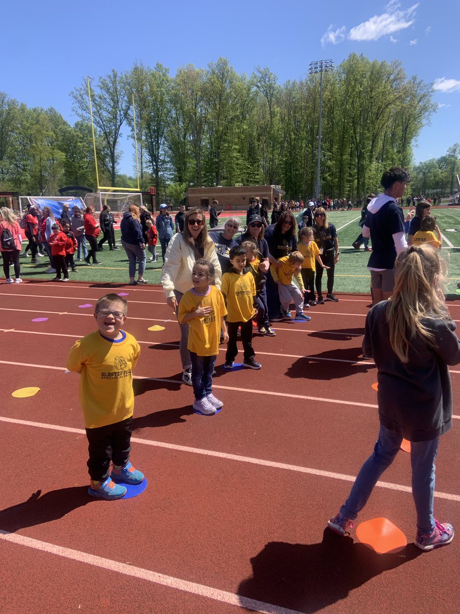 MsGabbyG tweet media