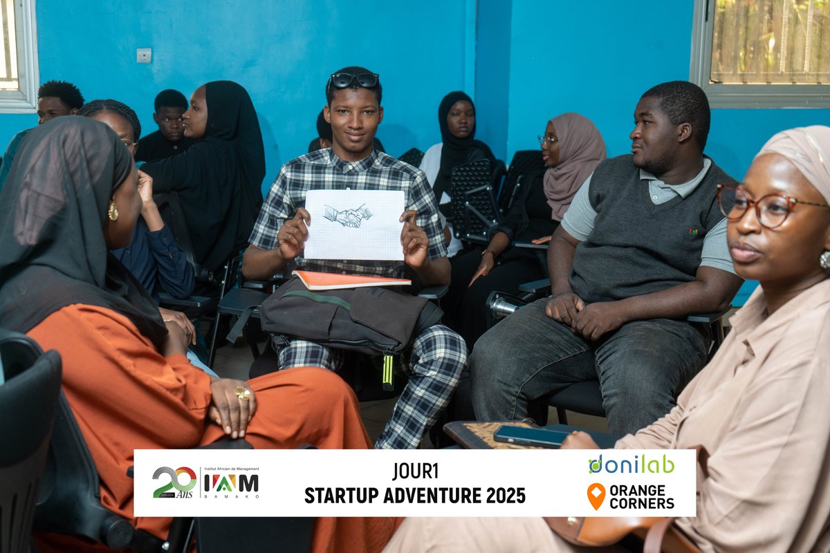 iam_bamako's tweet photo. Top départ pour la Start-Up Adventure 2025 !
Cette première journée a allumé l’étincelle. Une énergie collective s’est créée, prête à bousculer les codes et faire naître les entrepreneurs de demain.
#iambamako223#startupadventure2025 #donilab #OrangeCorners#entreprendredemain https://t.co/vwgeZxMpGB