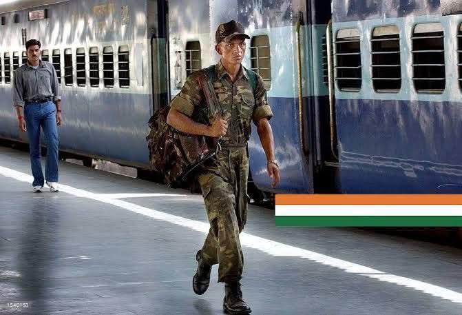 छुट्टियों पर आए सैनिक अपने हेडक्वार्टर लौट रहें है।
 उनको भीड़ भाड़वाली जगह खड़े देखे तो उनको सम्मानपूर्वक अपने रिजर्व सीट पर बिठाए। 
वह हमारे राष्ट्र रक्षक है यदि सैनिक रोड से जाते दिखे तो उनको अपने वाहन से अगले मुकाम तक पहुंचाए. सैनिकों के प्रति आदर और सम्मान रखें. जयहिंद 🙏🙏