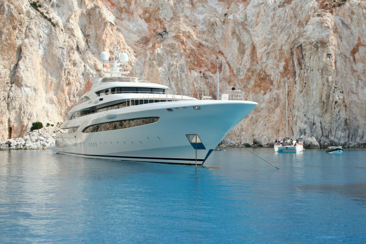 karbonyachts's tweet photo. Unlock the top benefits of professional yacht management for owners to enhance your maritime experience ⚓ #YachtManagement Read More: https://t.co/PsmdF6yOaB https://t.co/StDQgRC38z