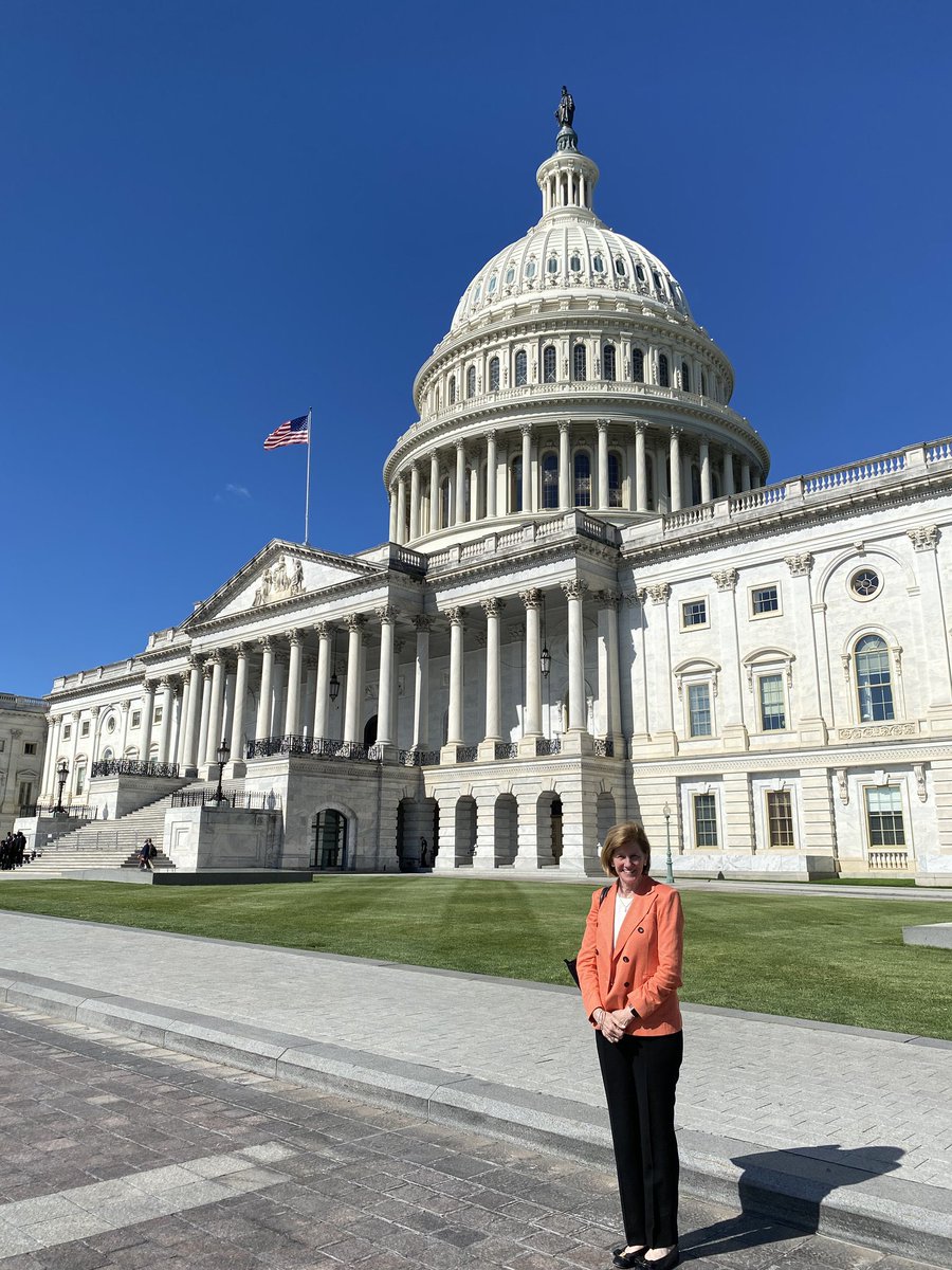 This week, I had the privilege of traveling to Washington, D.C., to meet with senators, representatives, and their dedicated staff. Our discussions centered around promoting Duke Health's missions of research, patient care, education, and community partnership.
 
I am deeply
