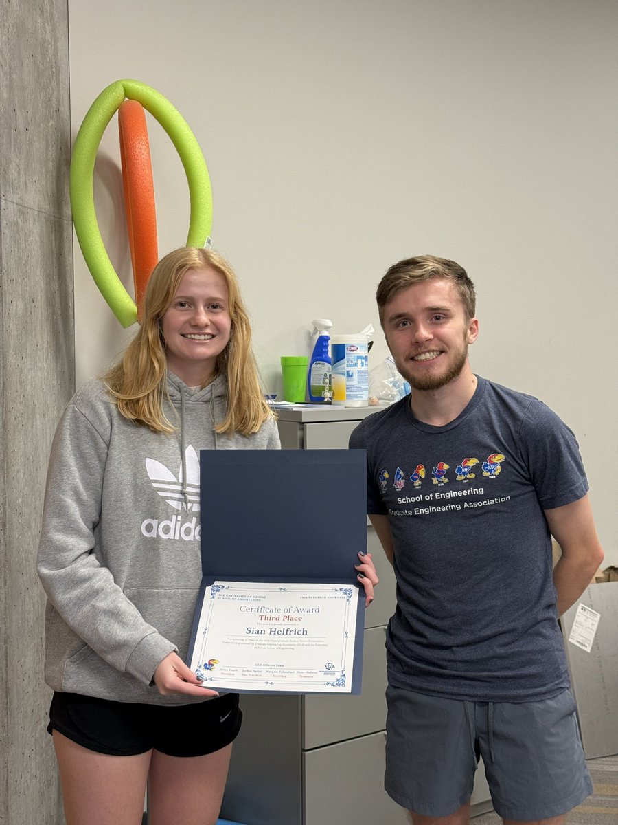 KU_GEA's tweet photo. 🥳Huge congratulations to the winners of the 2025 GEA Research Showcase!
Undergraduate Student Awards   1.  Madelyn Atkins   2.  Adam Laird &amp; Lilly Sweet   3.  Sian Helfrich https://t.co/cLZOVAxTQK