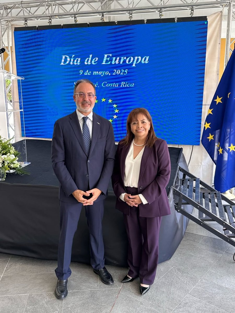 SE-CAC (@se_cac) on Twitter photo La SE_CAC a través de <a href="/lucreciarodri13/">lucrecia rodriguez</a> se unió hoy a la conmemoración del #DiaDeEuropa
Desde el #SectorAgropecuario de la #RegiónSICA reconocemos y agradecemos el respaldo de la Unión Europea a través de diversos socios.
Con <a href="/matteobanti/">Matteo Banti</a> Ministro Consejero de la UE en CR La SE_CAC a través de <a href="/lucreciarodri13/">lucrecia rodriguez</a> se unió hoy a la conmemoración del #DiaDeEuropa
Desde el #SectorAgropecuario de la #RegiónSICA reconocemos y agradecemos el respaldo de la Unión Europea a través de diversos socios.
Con <a href="/matteobanti/">Matteo Banti</a> Ministro Consejero de la UE en CR