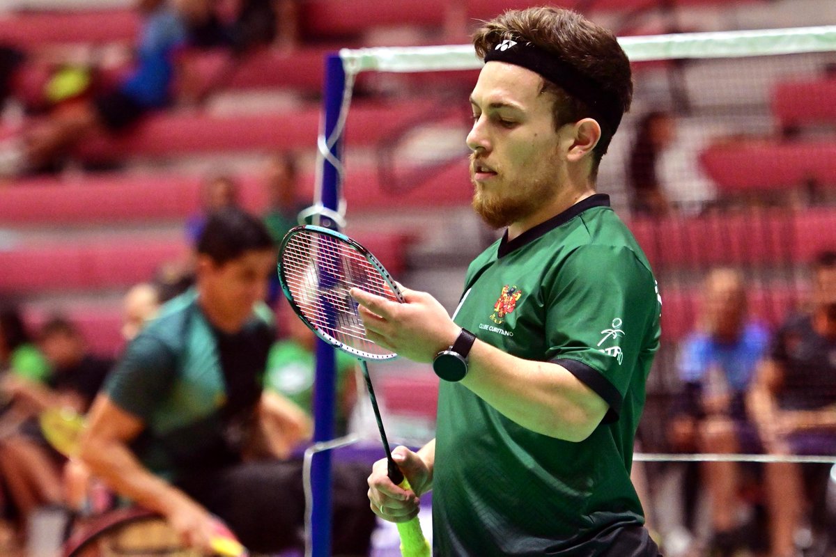 CBBdOficial's tweet photo. Brasileiros semifinalistas de torneios em Dubai e no México 🏸
📷: João Pires/Fotojump e BPAC/Divulgação
*Confira matéria completa no site da CBBd https://t.co/clvHNLeSwM
#BadmintonBrasil #ParabadmintonBrasil #CBBd #VitorTavares #ViníciusCosta #SaniaLima #DaviSilva https://t.co/fY0aXPMWYh