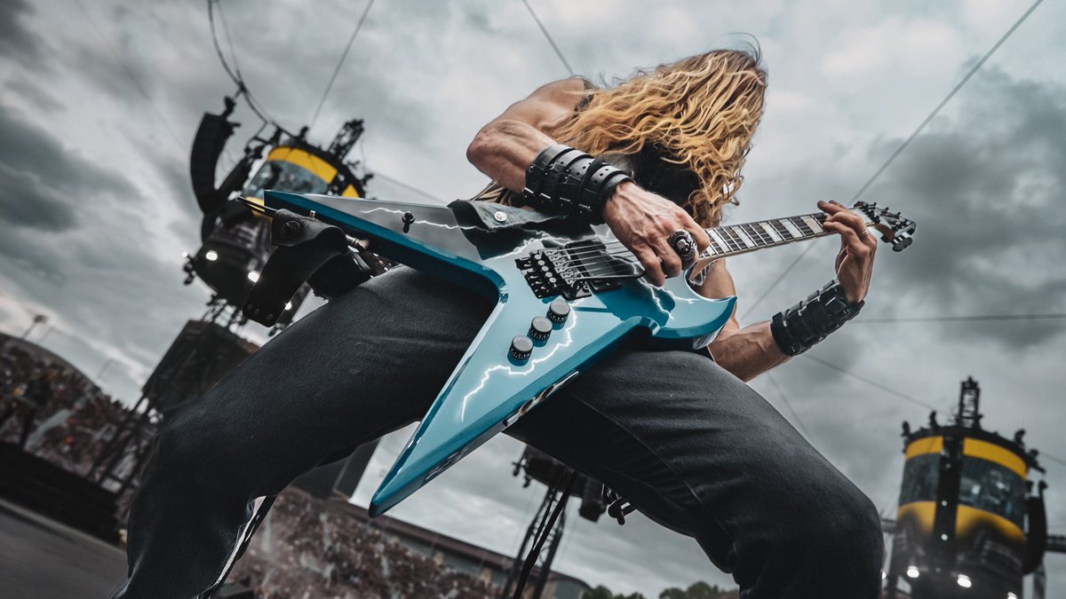 Pantera (@pantera) on Twitter photo Photos from #blacksburg We were honored to play at #lanestadium with @metallica ! See you in a few weeks, #philly
📷: <a href="/metaldavemedia/">Metal Dave Media</a> Photos from #blacksburg We were honored to play at #lanestadium with @metallica ! See you in a few weeks, #philly
📷: <a href="/metaldavemedia/">Metal Dave Media</a>