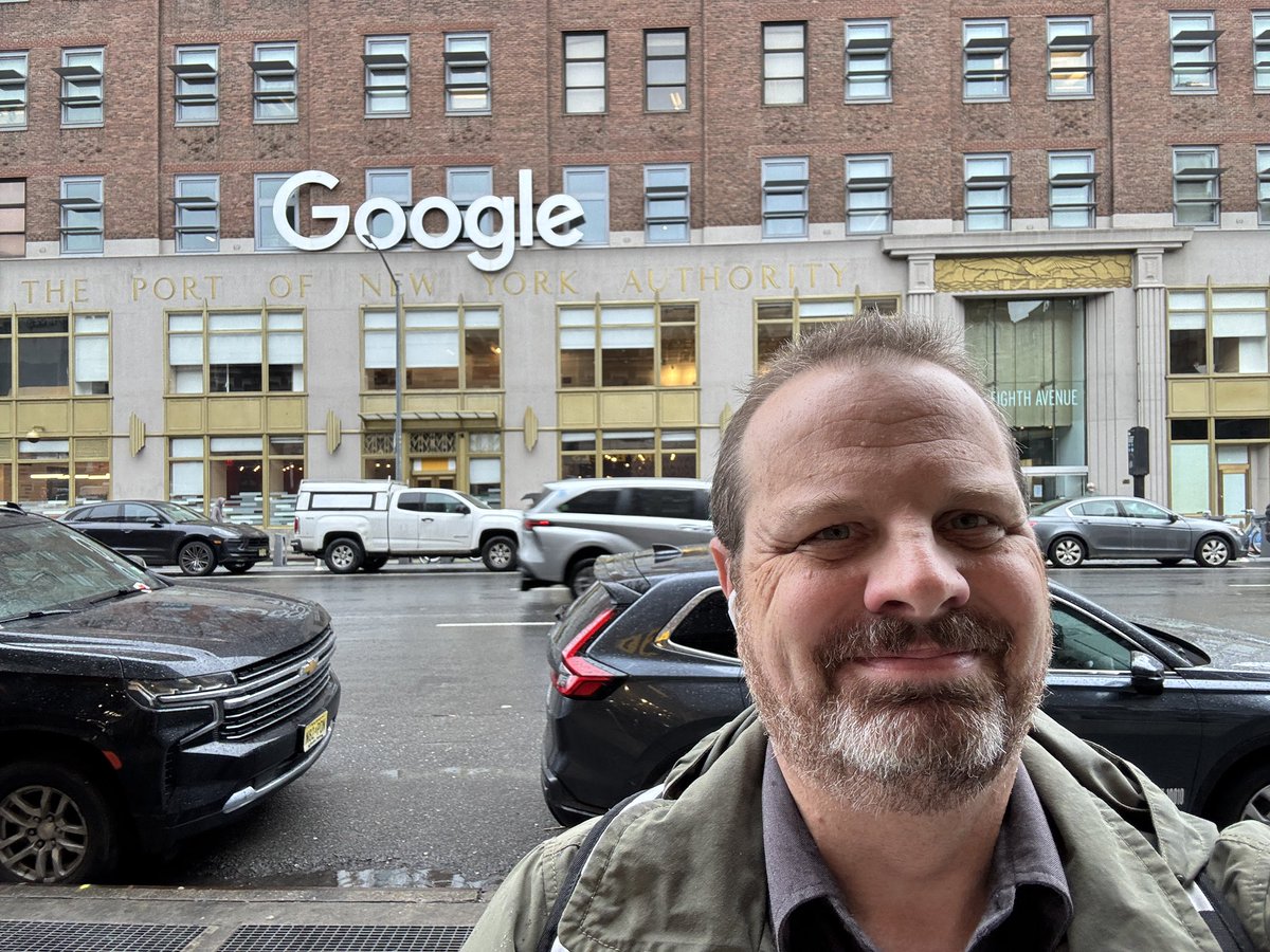 What a whirlwind of an amazing albeit rainy day! Learning, networking and presenting! Damn I’m lucky! #DreamJob #googlechampions <a href="/trishhinchman/">Trish Hinchman</a>