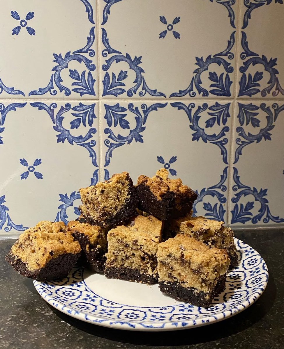 starlightslvr's tweet image. not pictured: me spinning around my kitchen #witcheswireless