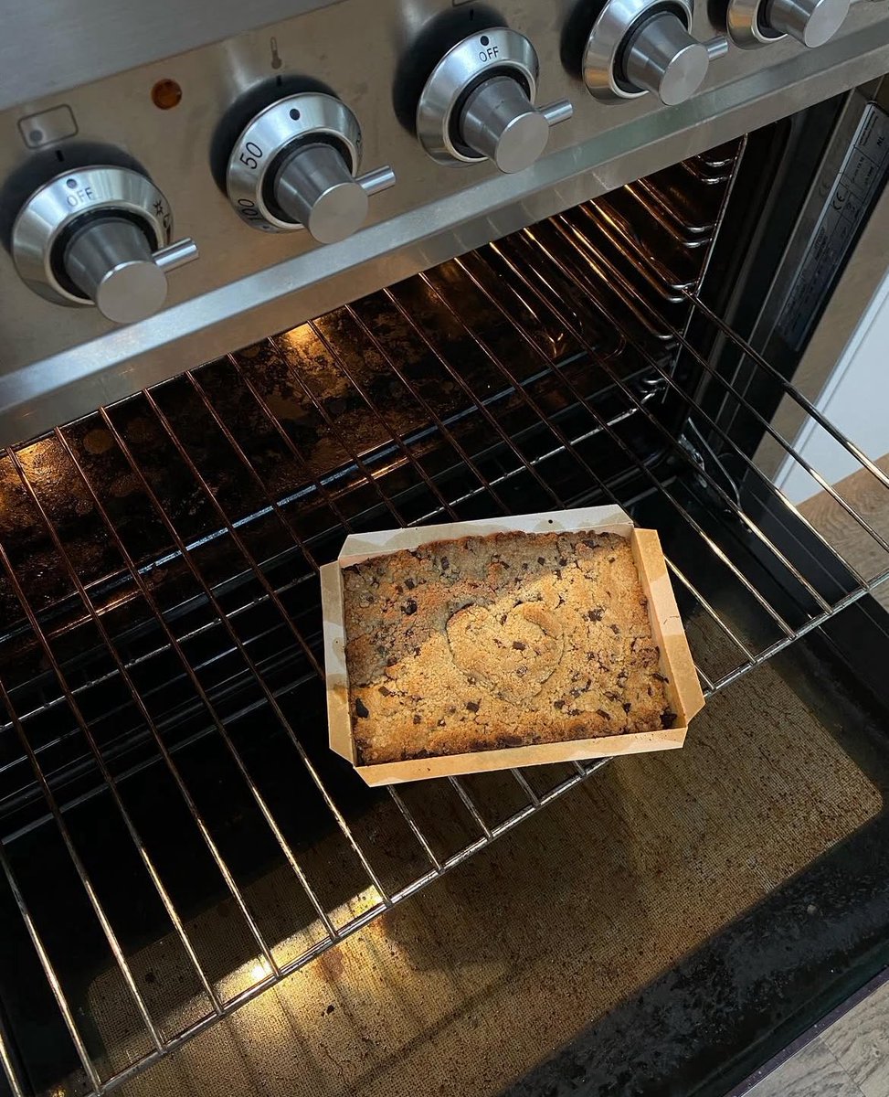 starlightslvr's tweet image. not pictured: me spinning around my kitchen #witcheswireless