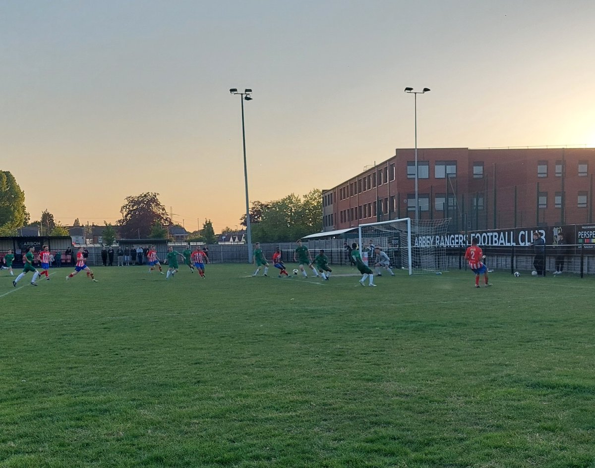 sblack83's tweet image. Match 96 of 2024/25:
🟢🟢 HOLMER GREEN 1️⃣
Peck (61)
🔴🔵 LANGLEY 1️⃣
Evans (79)
LANGLEY WIN 4-3 ON PENALTIES
🏆 Combined Counties Division One Challenge Cup Final
🏟 Addlestone Moor
🎟 £10
👥️️ c.150
@HolmerGreenFC_ @LangleyFC_ @ComCoFL