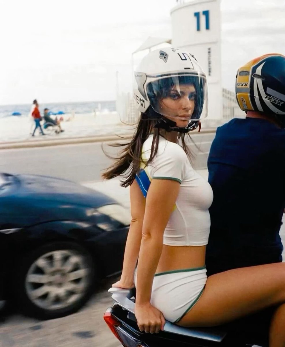 jasminepiercee's tweet image. #witcheswireless you alr know