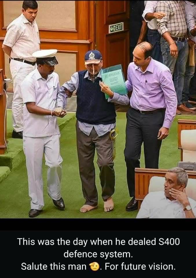 Manohar Parrikar - The man who sealed S-400 Defence System!

Look at his love for securing his nation's future! ❤️🧿🇮🇳 

#IndiaPakistanWar