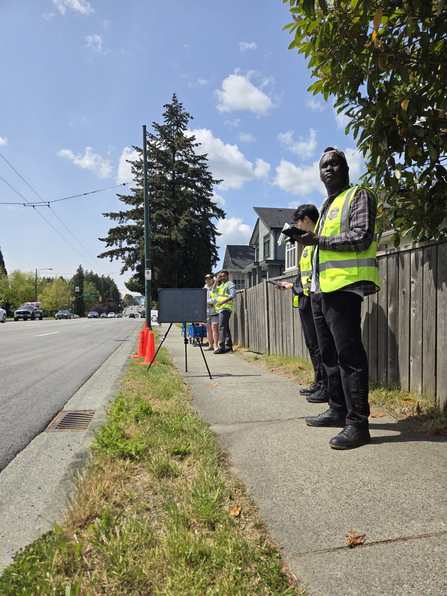 KOMCPC's tweet image. 🚨May is High Risk Driving Month! On May 8, we joined @VancouverPD, @icbc, @TransitPolice, and other CPCs for #SpeedWatch. 49 tickets issued, highlighting that speeding contributes to crashes and fatalities every year in B.C
🚫Stay alert. 
🚨Drive smart 
#RoadSafety #SlowDown