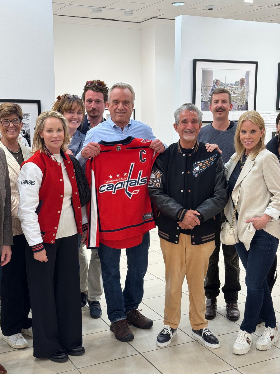 RobertKennedyJr's tweet image. With @Capitals owners Ted and Lynn Leonsis and Cheryl and Amaryllis and Bobby before the playoff game last night. Caps won. My new hometown team!
